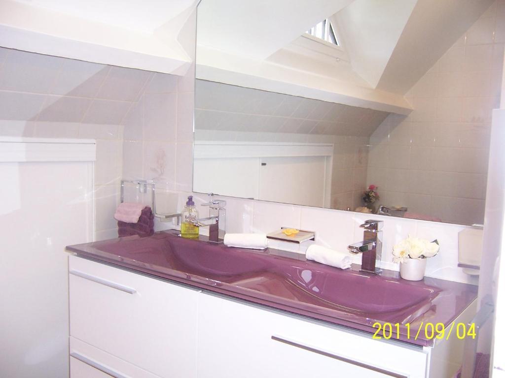 Villa Aux Marguerites Sainte-Genevieve-les-Gasny Zimmer foto