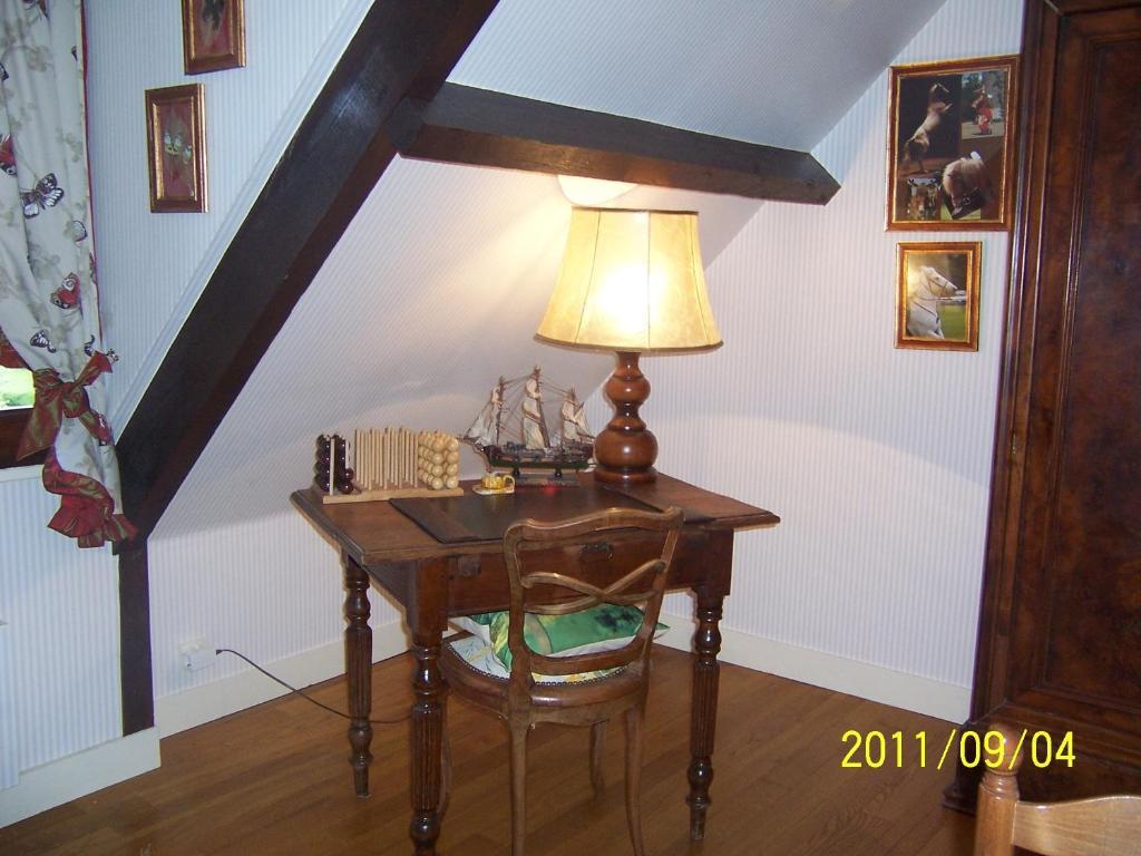 Villa Aux Marguerites Sainte-Genevieve-les-Gasny Zimmer foto